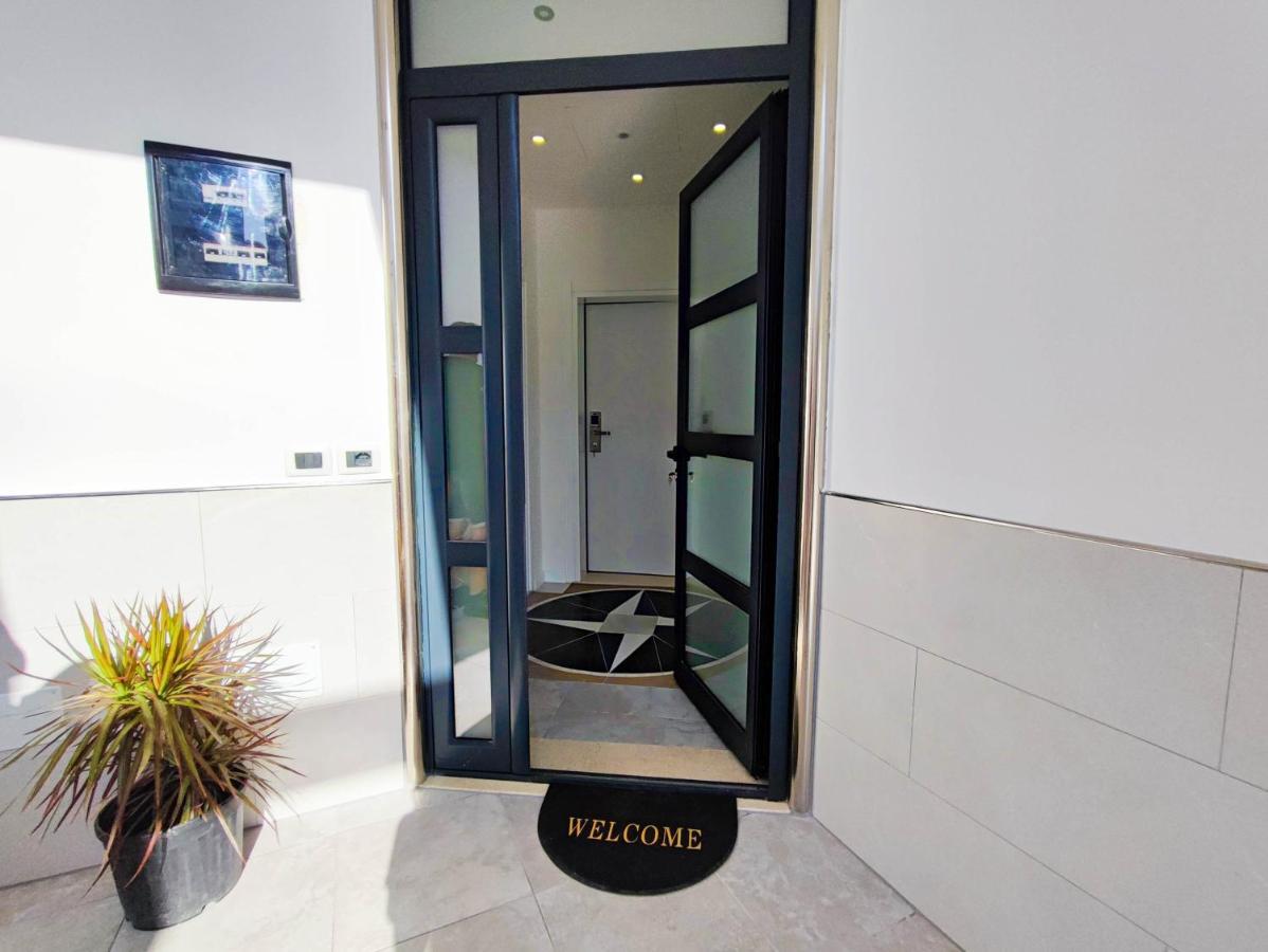 Arial Trinity Suites Avlonya Dış mekan fotoğraf