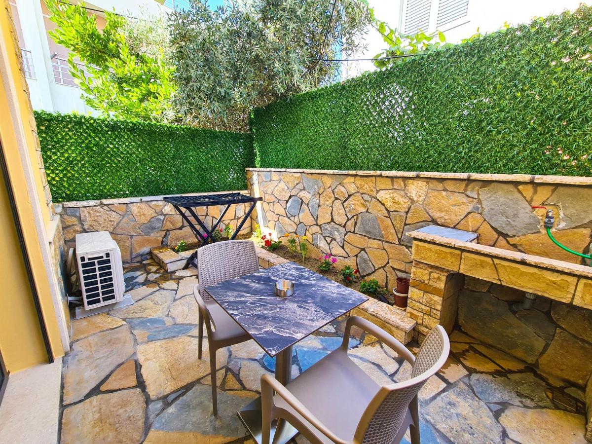Arial Trinity Suites Avlonya Dış mekan fotoğraf
