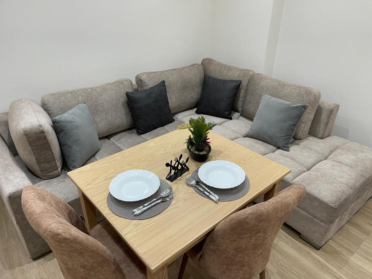 Arial Trinity Suites Avlonya Dış mekan fotoğraf