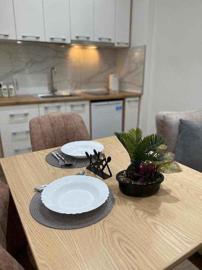 Arial Trinity Suites Avlonya Dış mekan fotoğraf