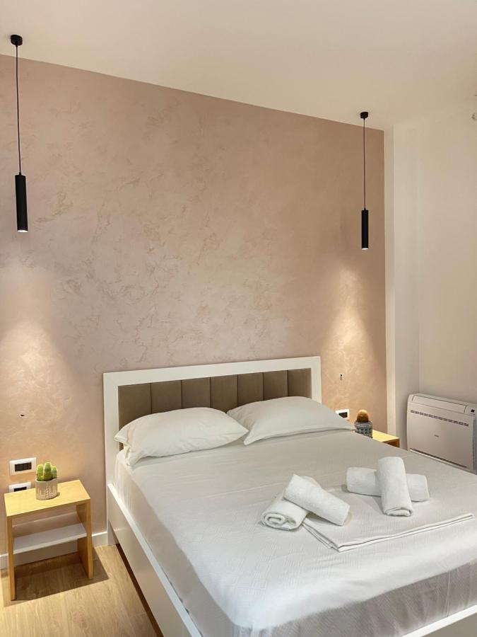 Arial Trinity Suites Avlonya Dış mekan fotoğraf