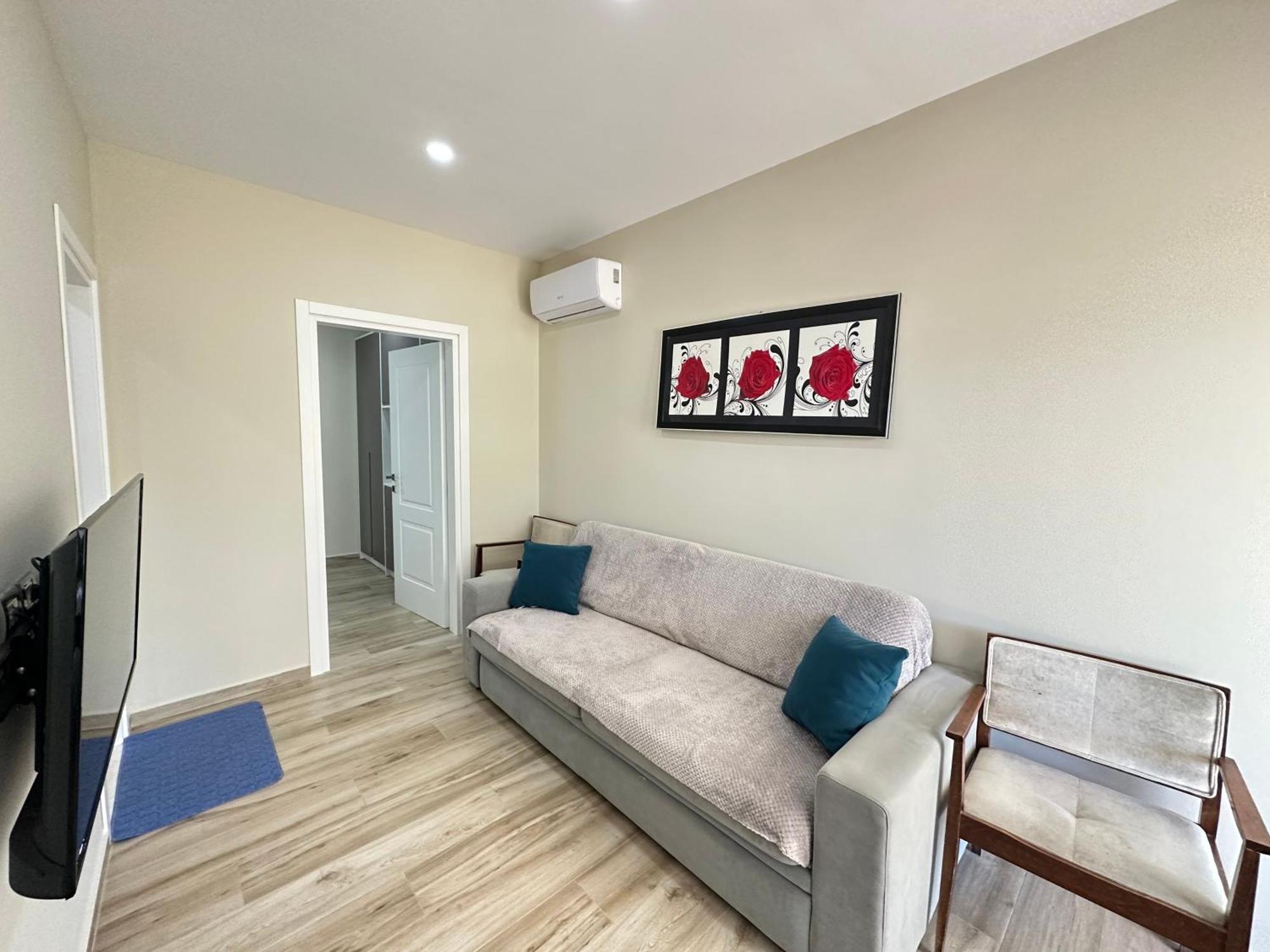 Arial Trinity Suites Avlonya Dış mekan fotoğraf