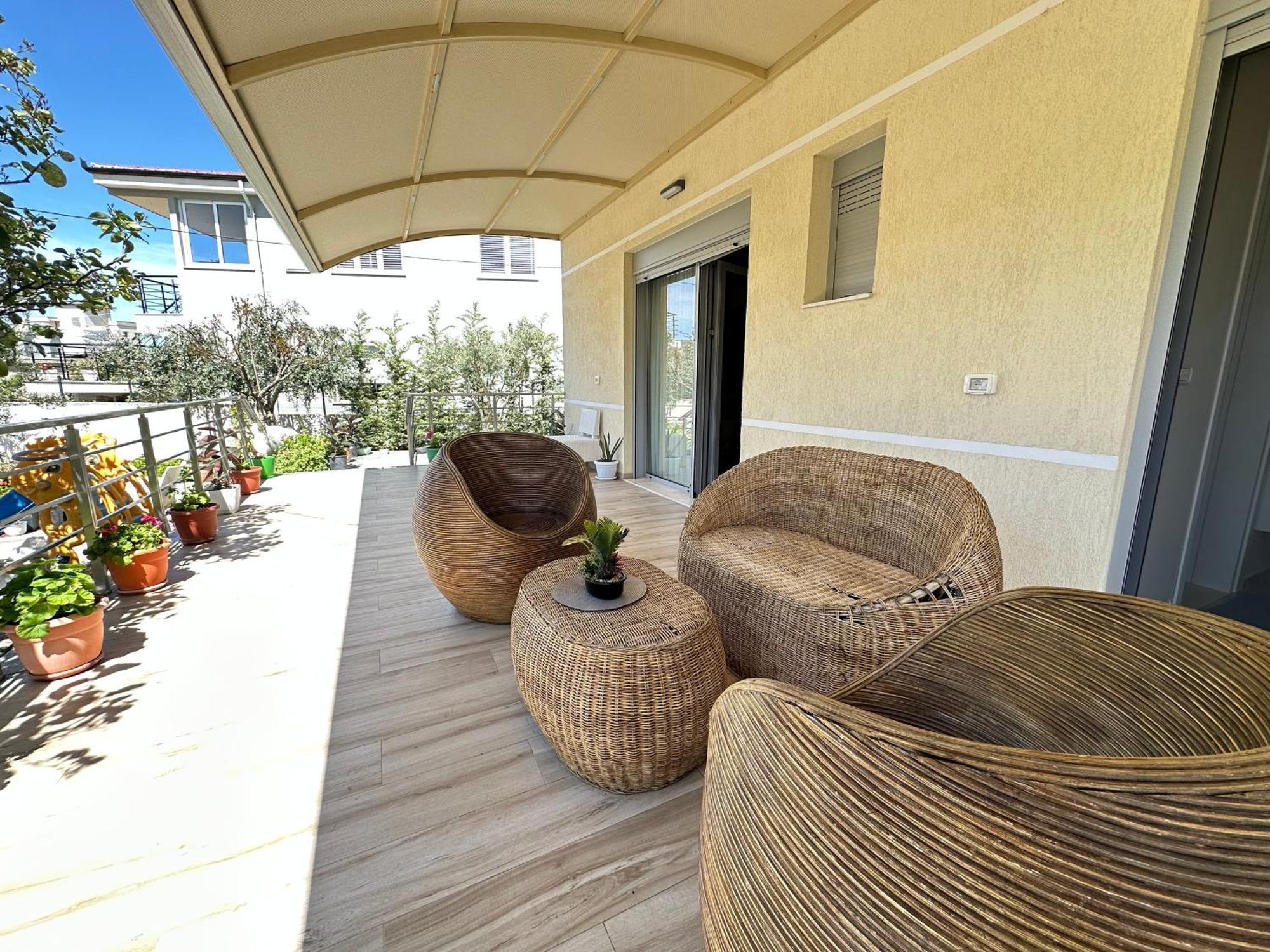 Arial Trinity Suites Avlonya Dış mekan fotoğraf