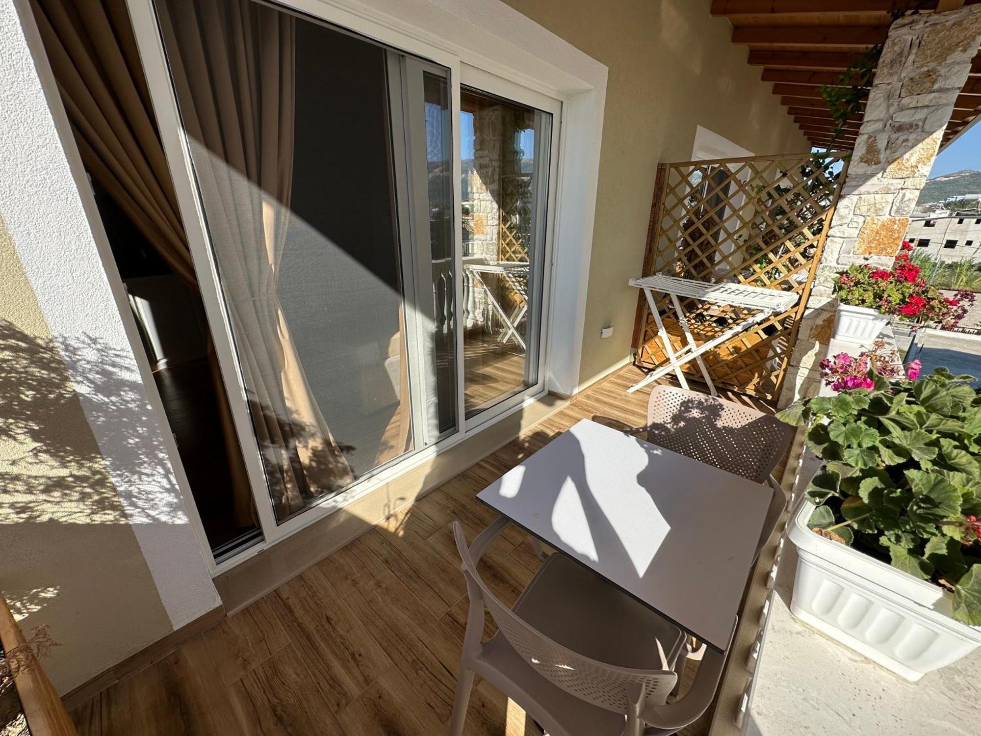 Arial Trinity Suites Avlonya Oda fotoğraf