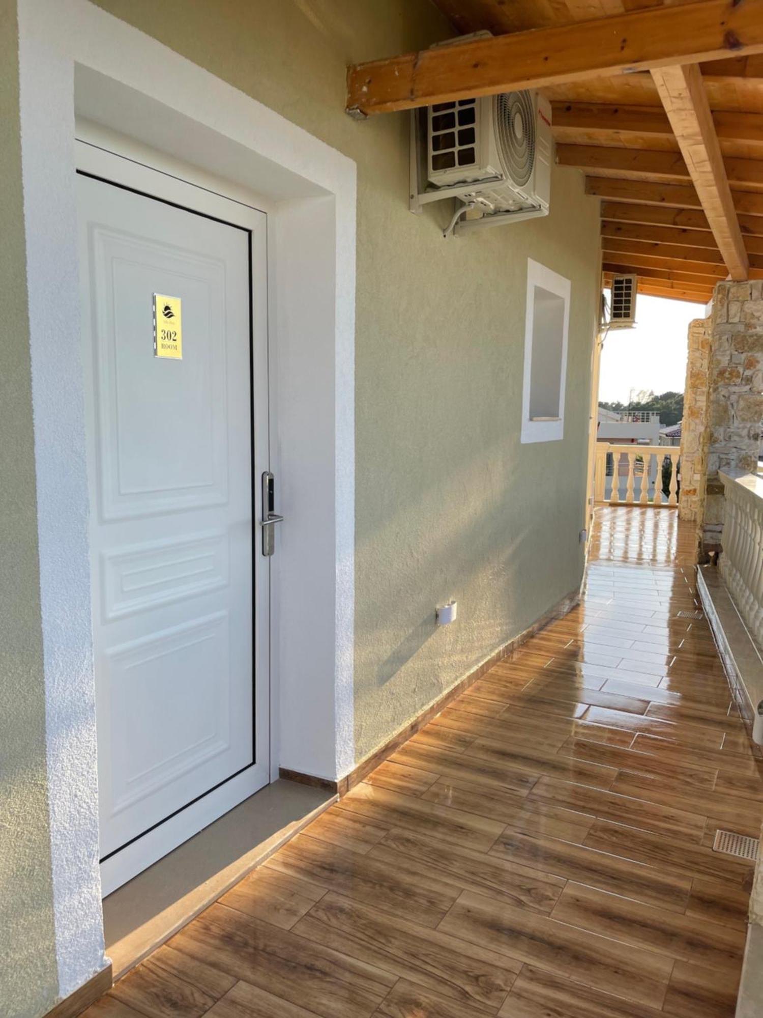 Arial Trinity Suites Avlonya Oda fotoğraf