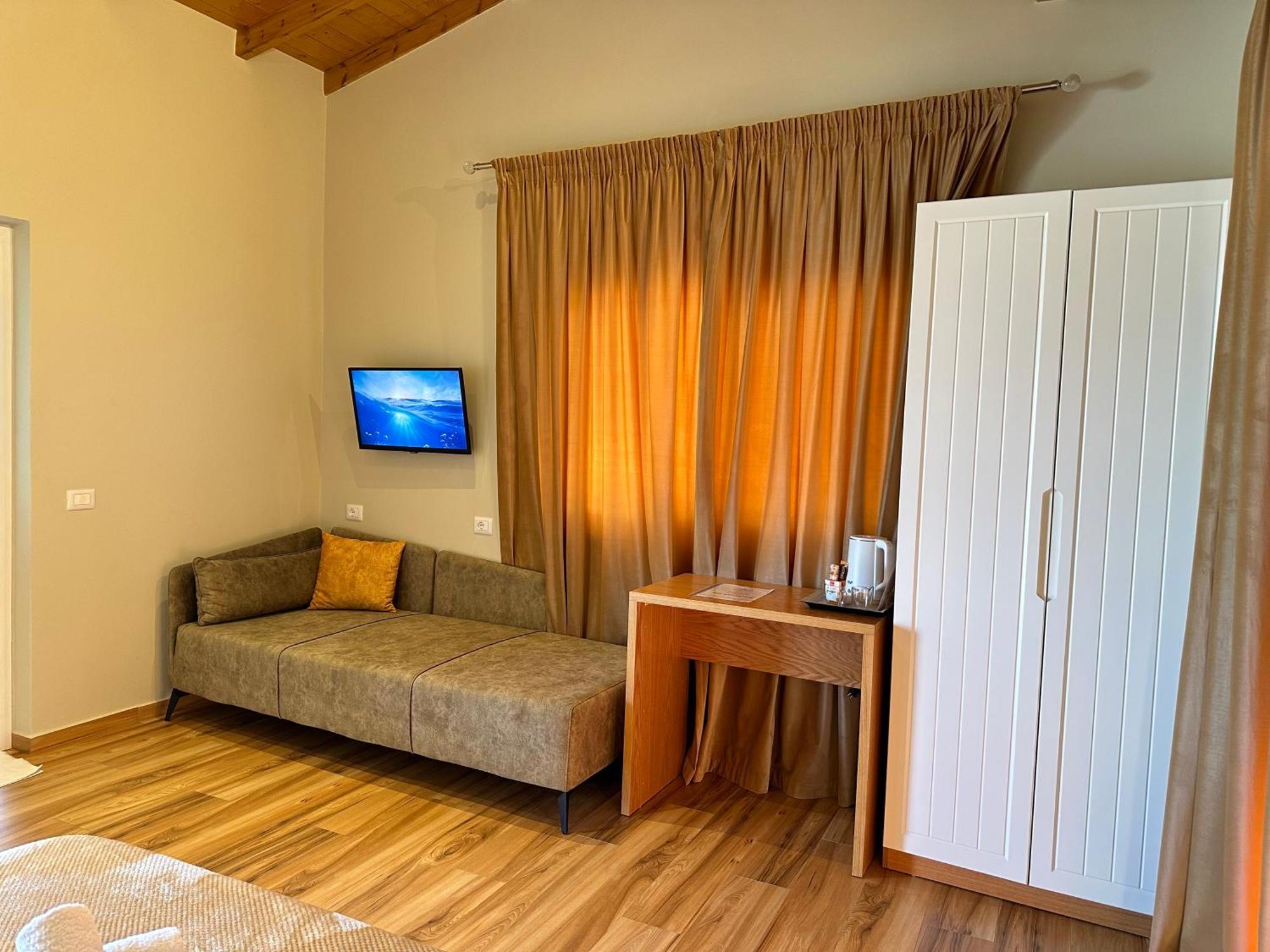 Arial Trinity Suites Avlonya Oda fotoğraf